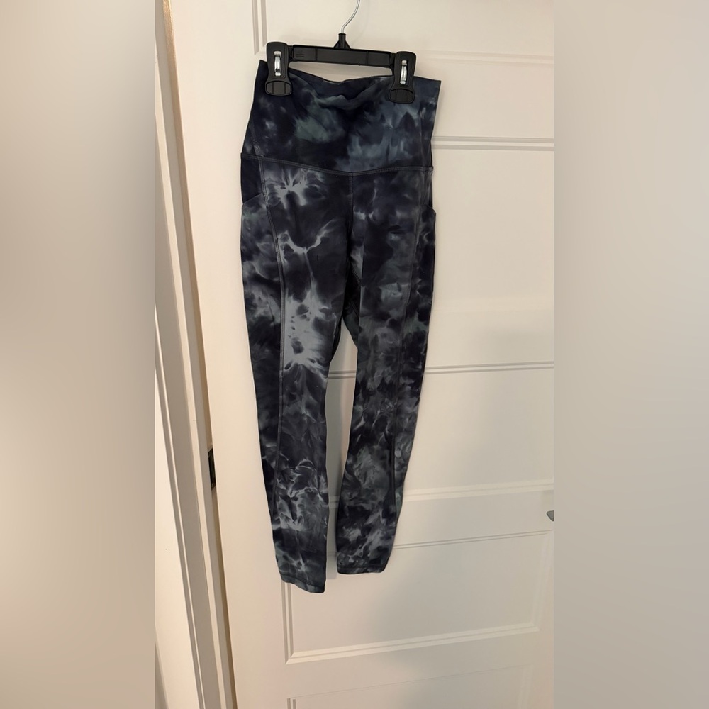 lululemon athletica Tie-Dye Leggings - align with pocket